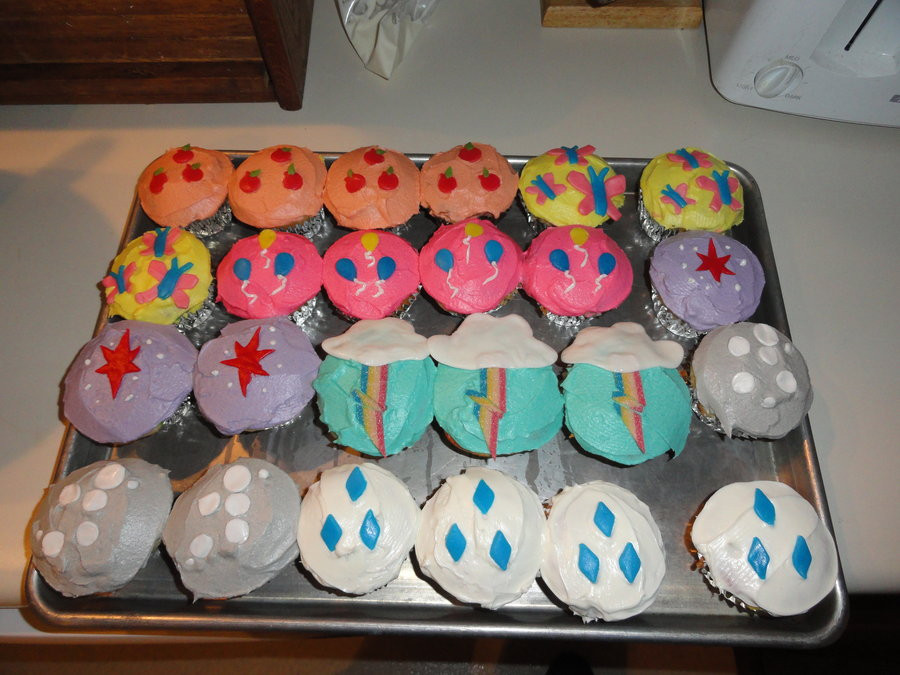 My Little Pony Cupcakes
 my little pony cupcakes by RighteousBabet on DeviantArt