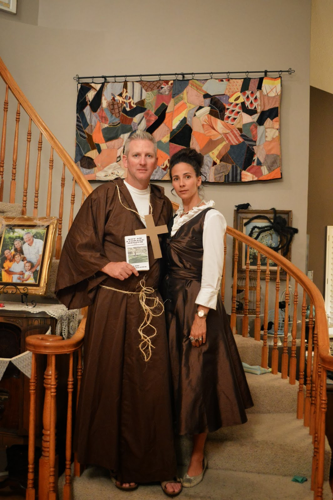 Mystery Murders Dinner
 Jedi Craft Girl Halloween Murder Mystery Dinner Party