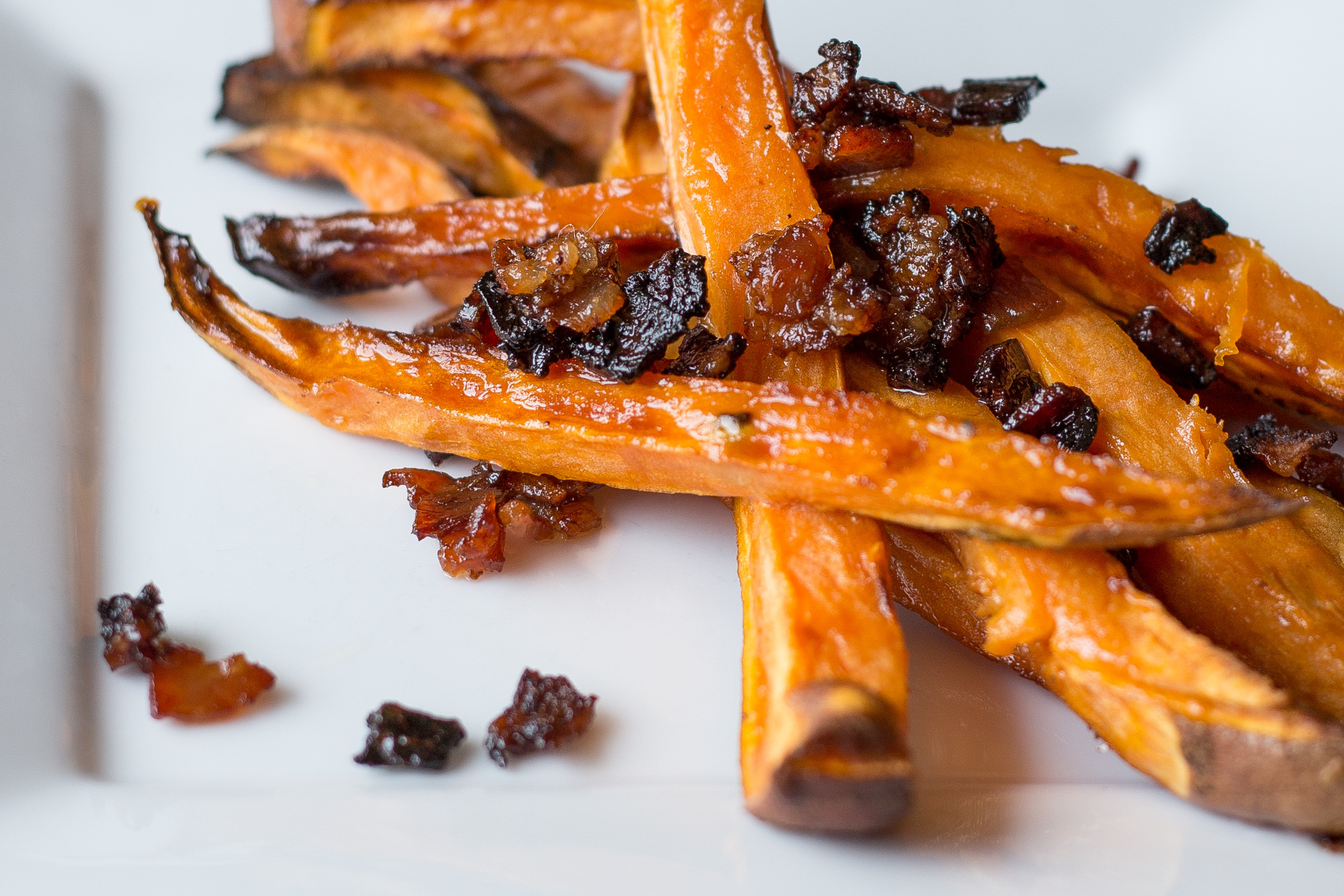 Net Carbs In Sweet Potato
 Give Your Carbs a Makeover with Maple Bacon Sweet Potato