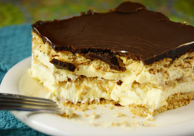 No Bake Chocolate Eclair Dessert
 No Bake Chocolate Eclair Dessert