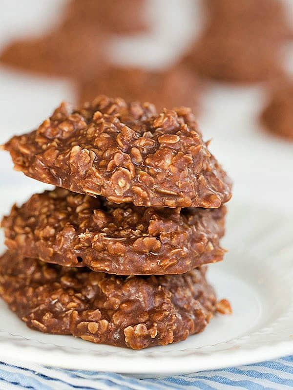 No Bake Chocolate Peanut Butter Oatmeal Cookies
 Easy No Bake Cookie Recipe