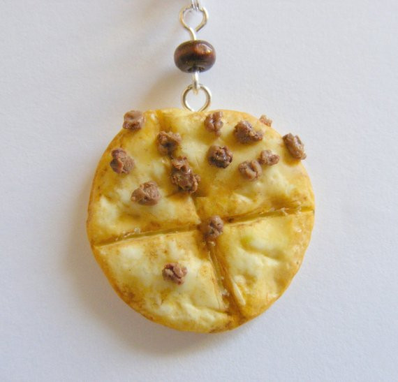 None Pizza Left Beef
 None Pizza with Left Beef Necklace Pizza Necklace Miniature