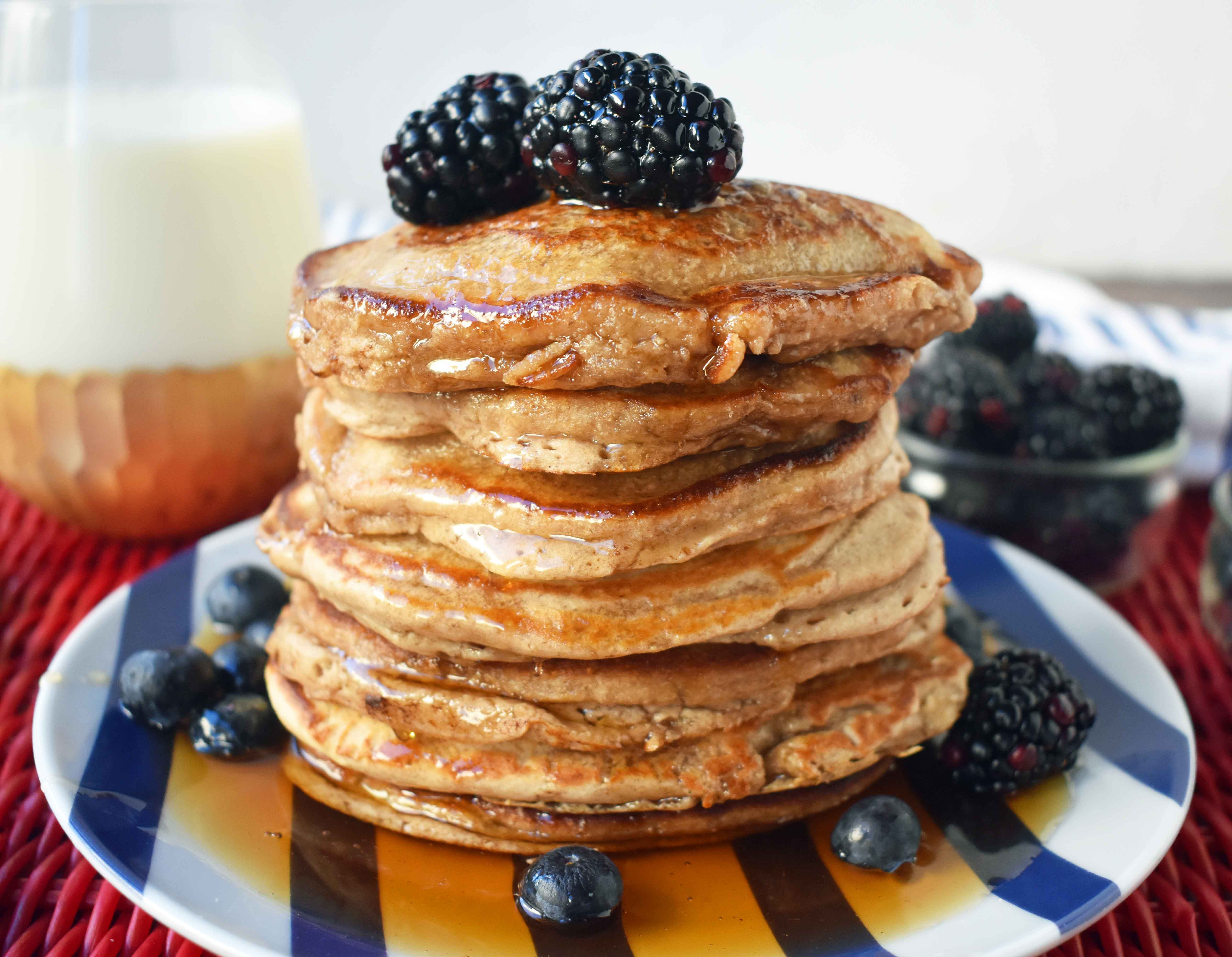 Oatmeal Banana Pancakes
 Banana Oatmeal Pancakes