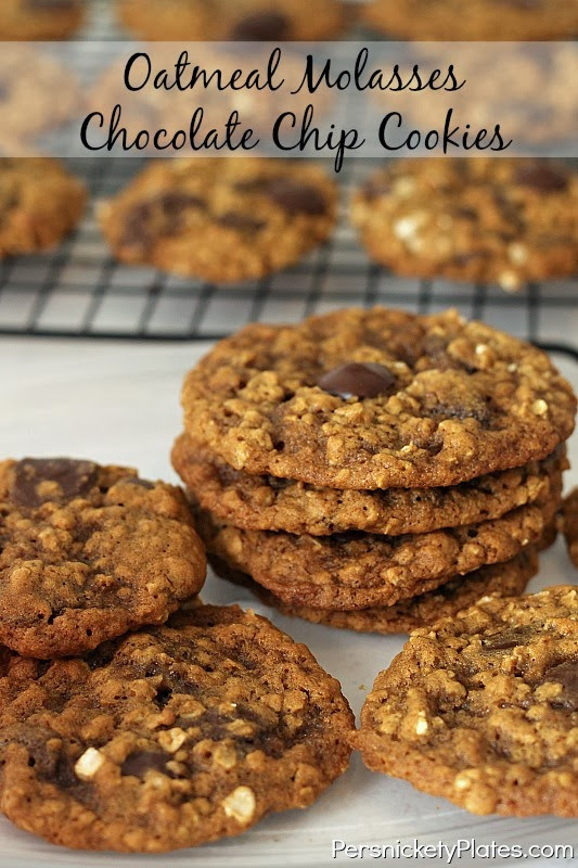 Oatmeal Molassas Cookies
 Oatmeal Molasses Chocolate Chip Cookies