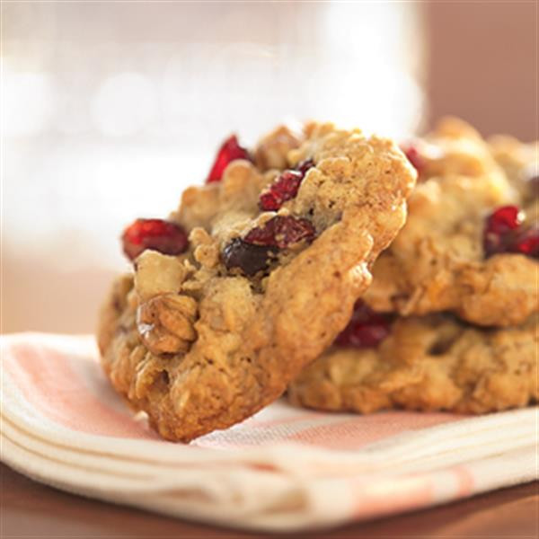 Oatmeal Walnut Cookies
 Cranberry Walnut Oatmeal Cookies