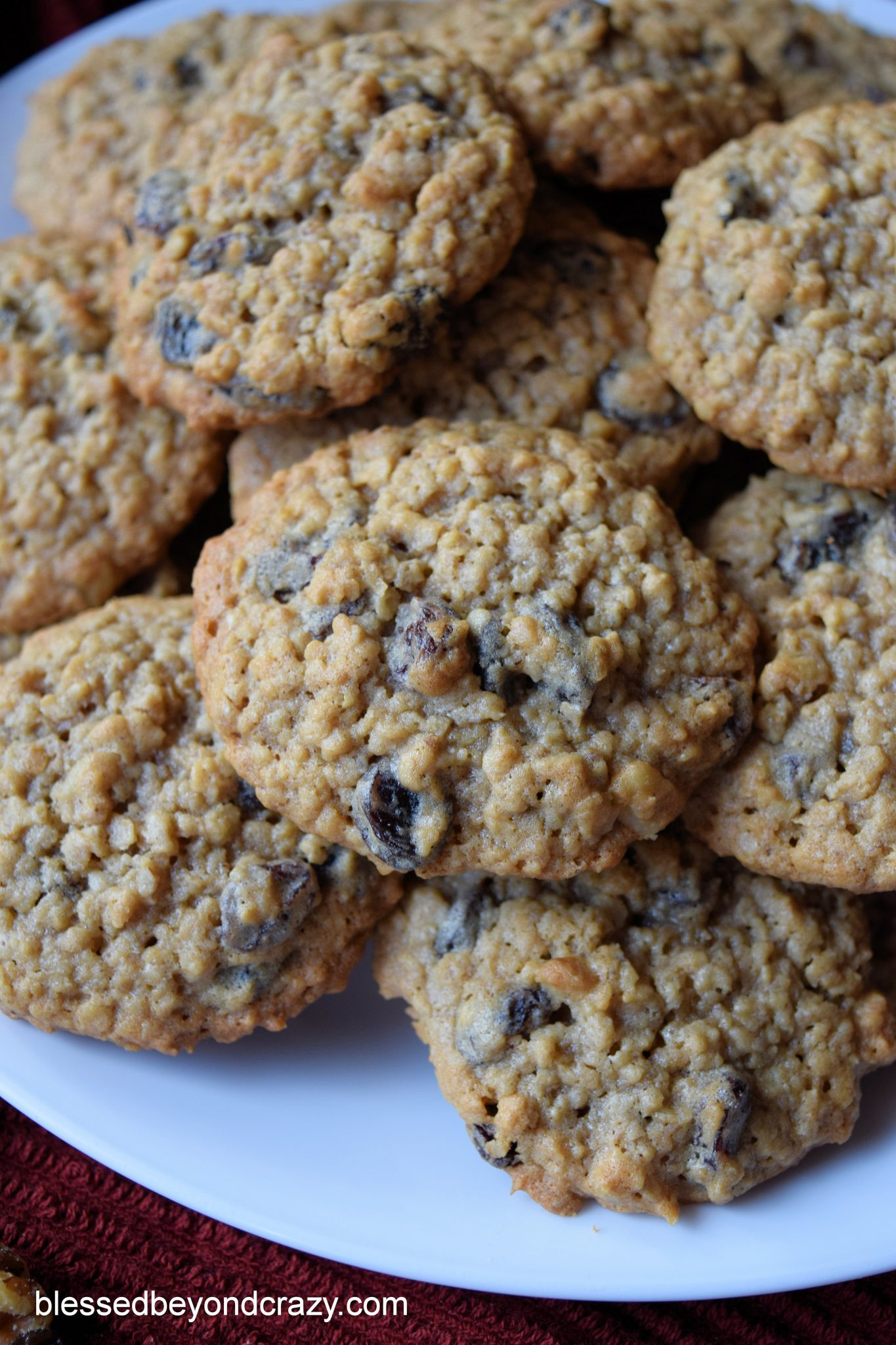 Oatmeal Walnut Cookies
 Oatmeal Raisin Walnut Cookies