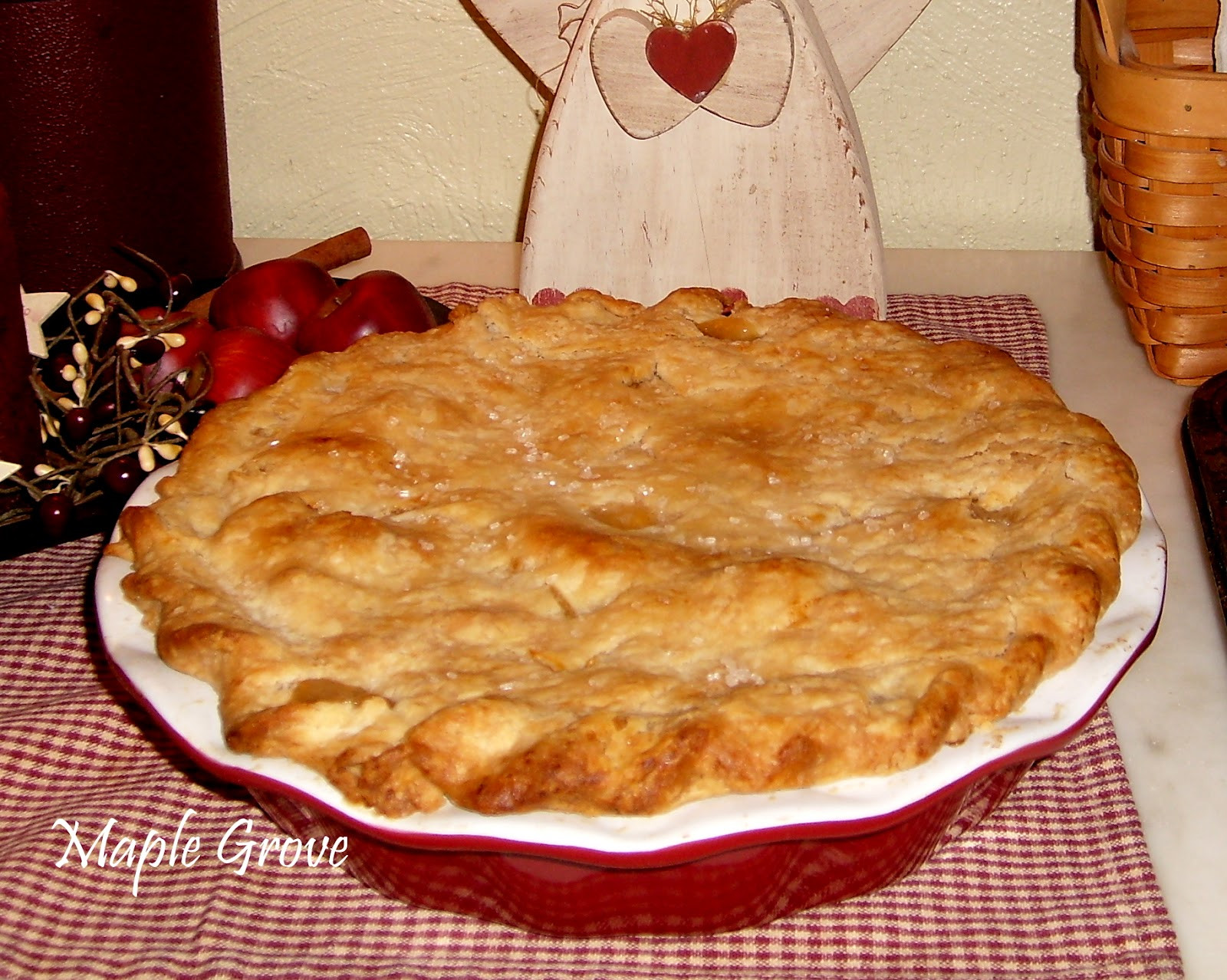 Old Fashioned Apple Pie
 Maple Grove Mom s Old Fashioned Apple Pie