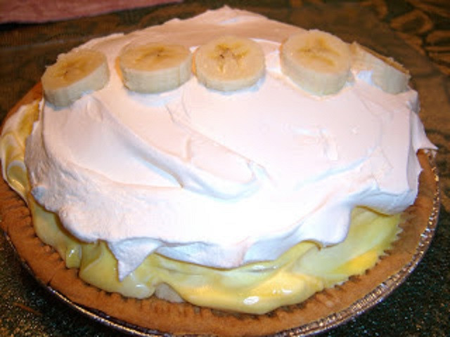 Old Fashioned Banana Cream Pie
 Old Fashioned Banana Cream Pie