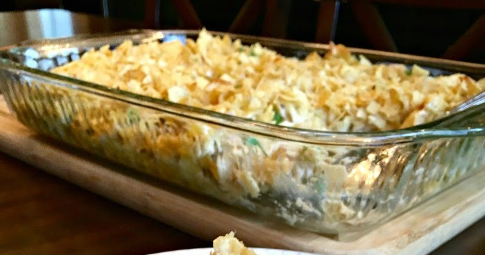 Old Fashioned Tuna Casserole
 Sweet Little Bluebird Old Fashioned Tuna Noodle Casserole