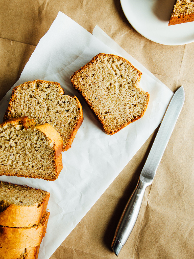 One Bowl Banana Bread
 e bowl banana nut bread