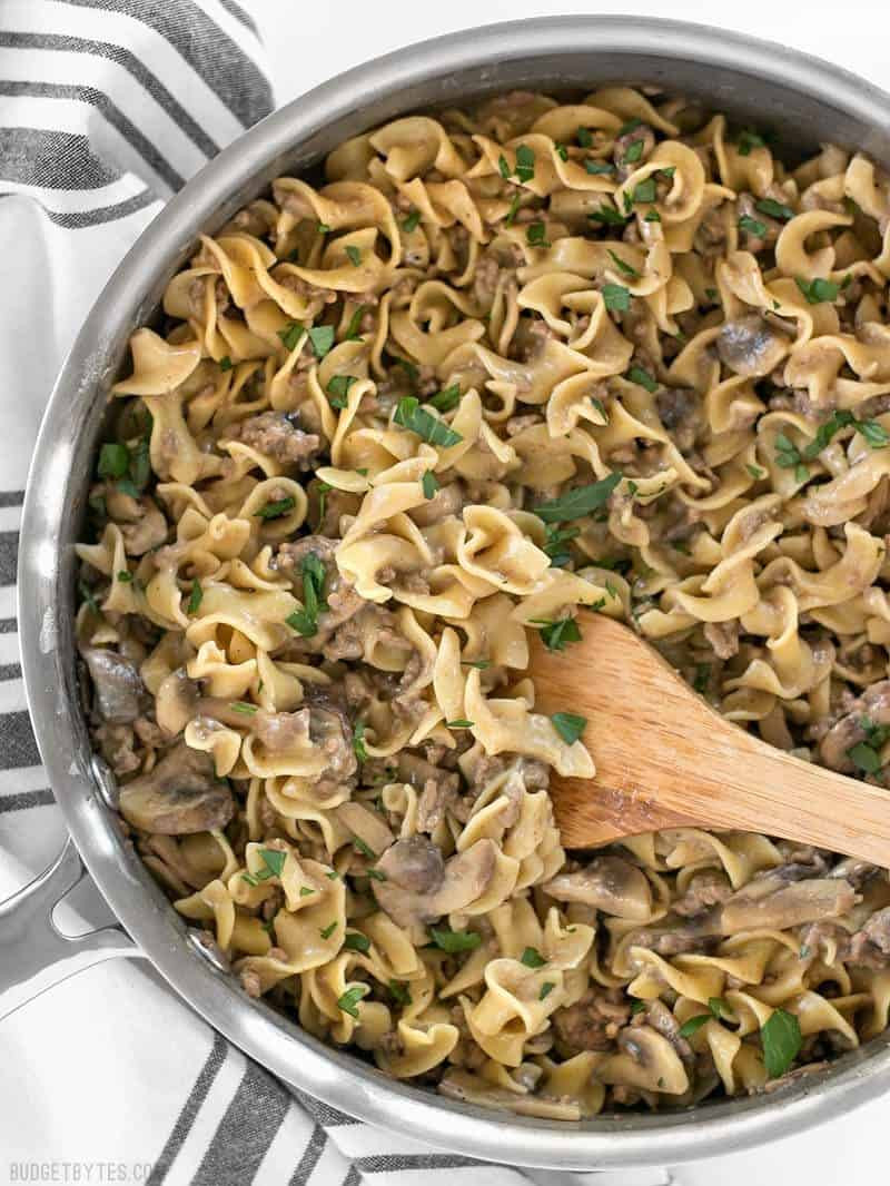 One Pot Beef Stroganoff e Pot Beef and Mushroom Stroganoff Bud Bytes