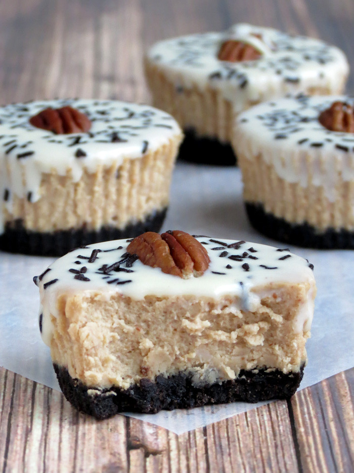 Oreo Cheesecake Cupcakes
 Mini Oreo Cheesecake Recipe Yummy Addiction