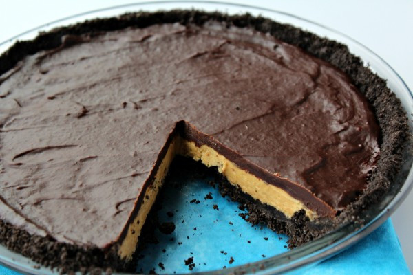 Oreo Peanut Butter Pie
 Oreo Peanut Butter Cup Pie Love to be in the Kitchen