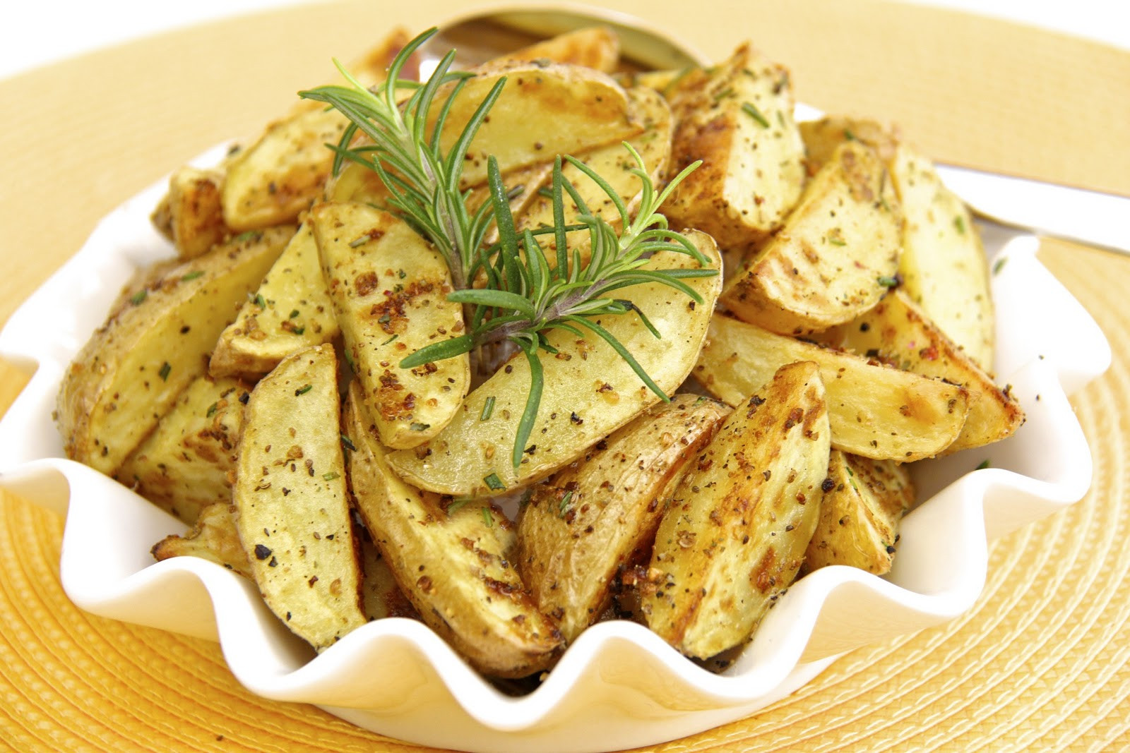 Oven Roasted Baby Potatoes
 Super Crisp Oven Roasted Baby Potatoes w Fresh Rosemary