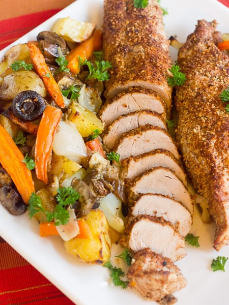 Oven Roasted Pork Tenderloin
 Roasted Pork Tenderloin with Oven Roast Ve ables