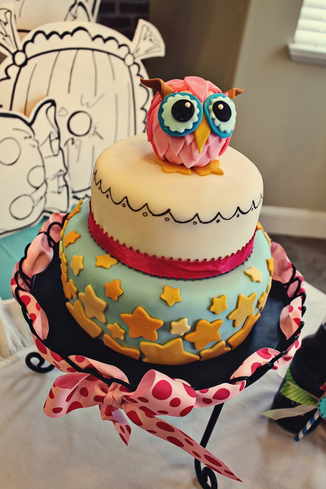 Owl Birthday Cake
 Pull out a Plum Owl Cake