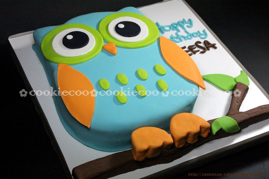 Owl Birthday Cake
 cookiecoo Owl birthday cake for Sheesa