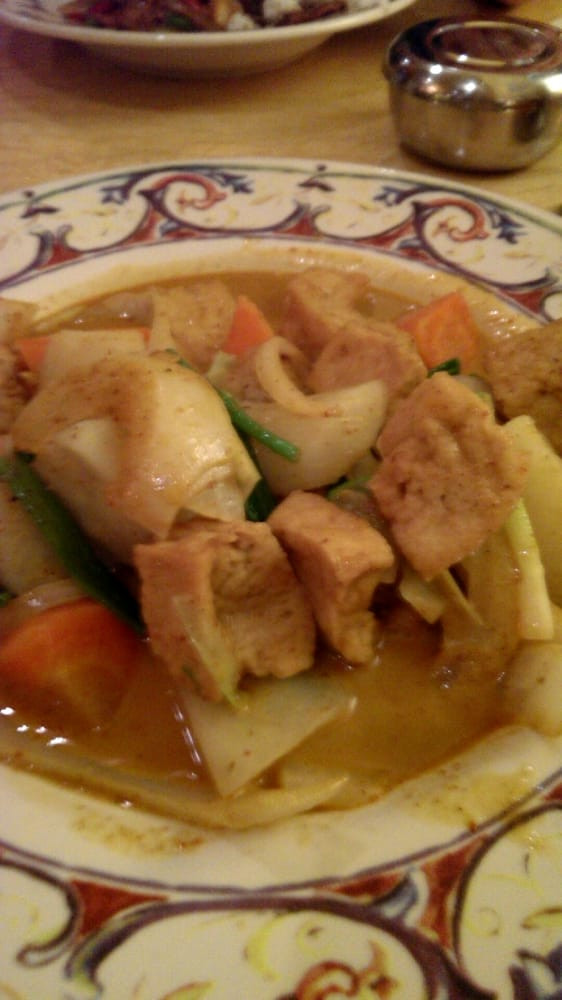 Pad Thai Hudson
 Curry with tofu Yelp