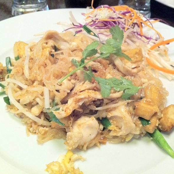 Pad Thai On Grand
 Foodspotting