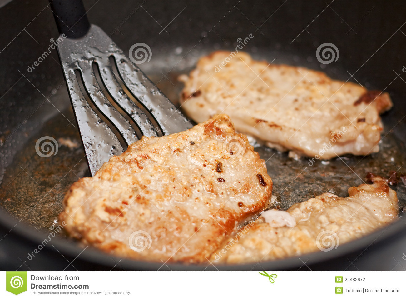 Pan Fry Pork Chops
 Pork Chop Frying Pan Stock graphy Image