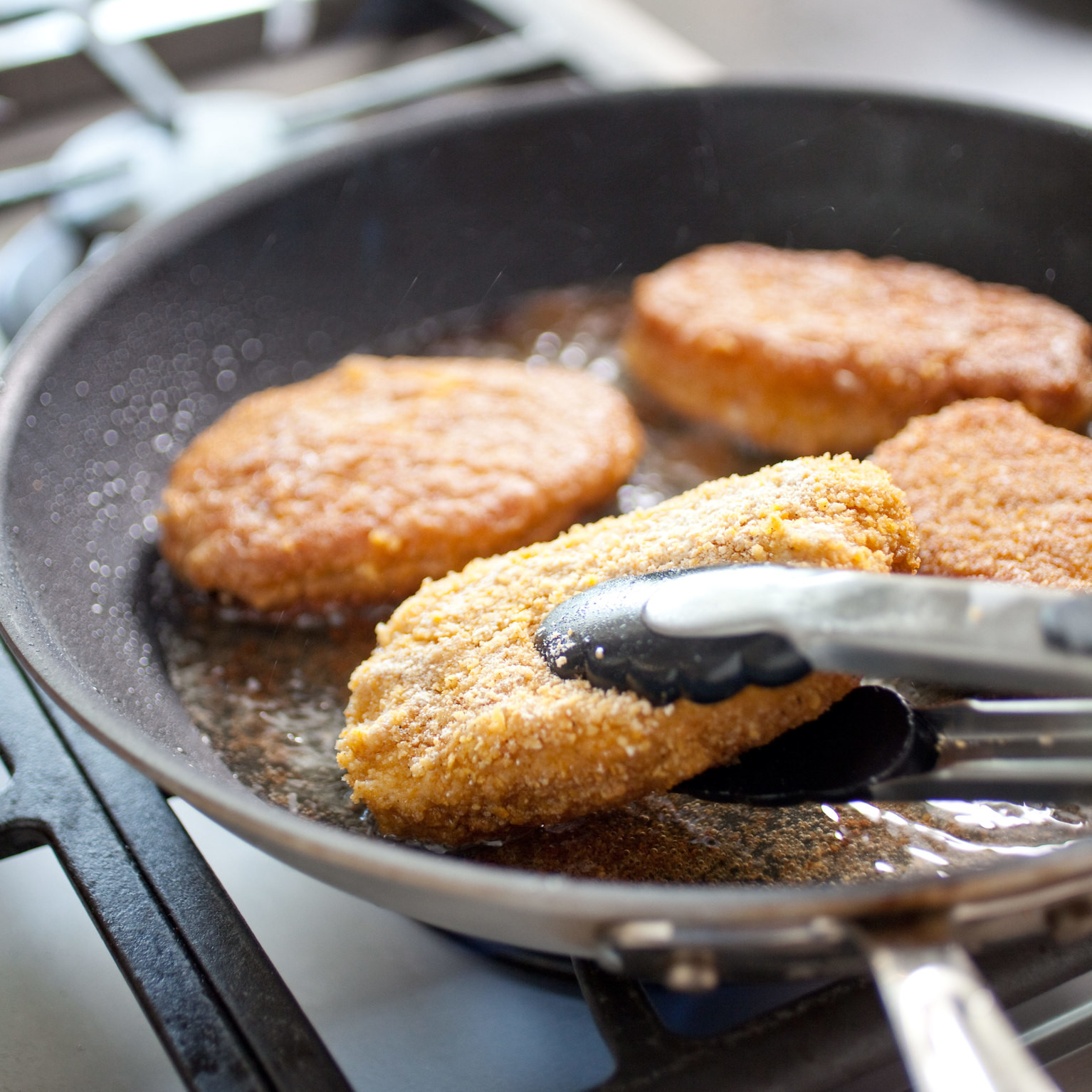 Pan Fry Pork Chops
 Crispy Pan Fried Pork Chops