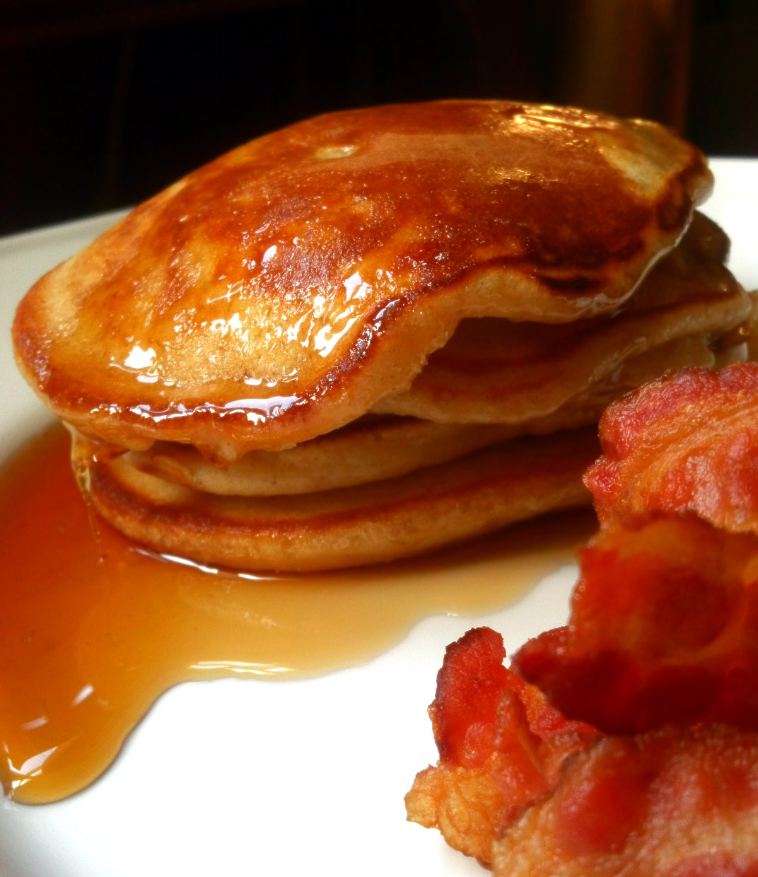 Pancakes And Bacon
 Buttermilk Apple Pancakes