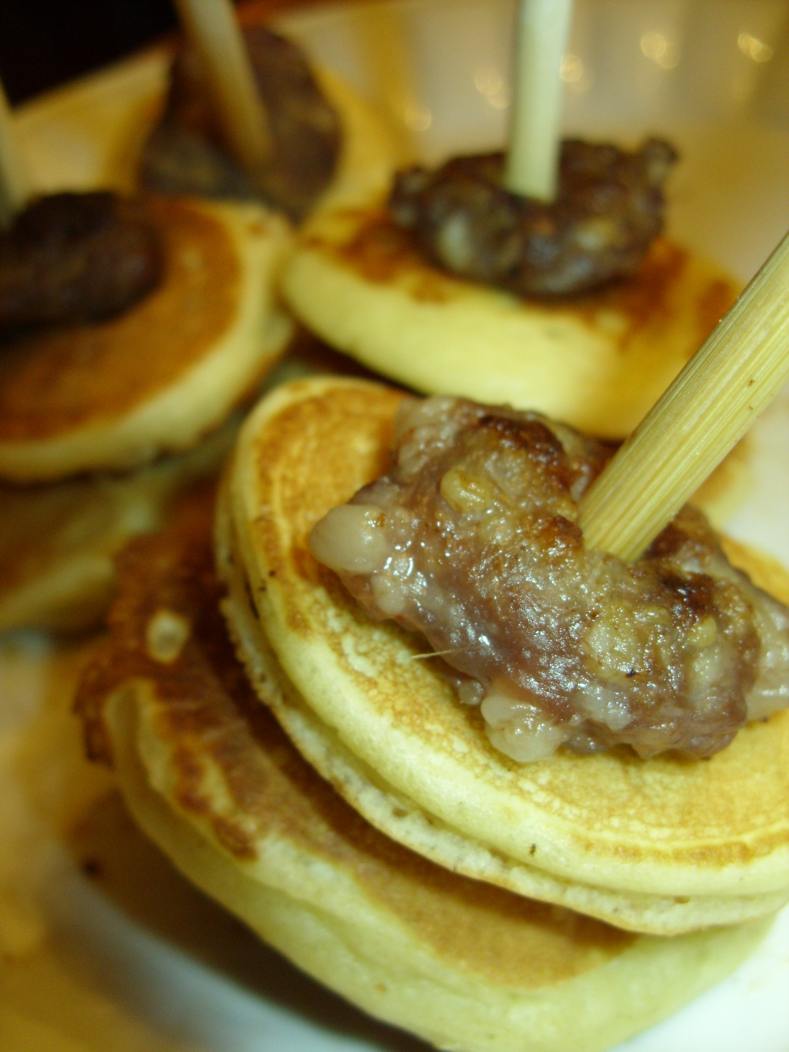 Pancakes And Sausage
 Stick Food Pancake & Sausage Minis
