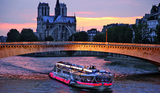 Paris Dinner Cruise
 Dinner cruise Paris