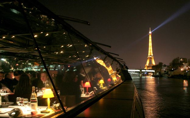 Paris Dinner Cruises
 Seine Dinner Cruise