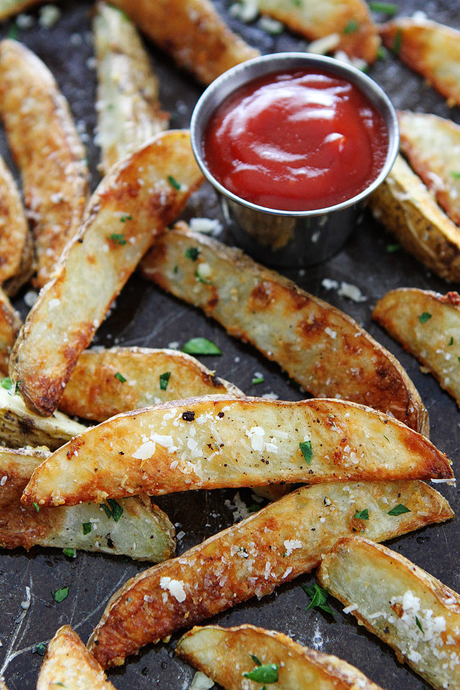 Parmesan Potato Wedges
 Garlic Parmesan Potato Wedges