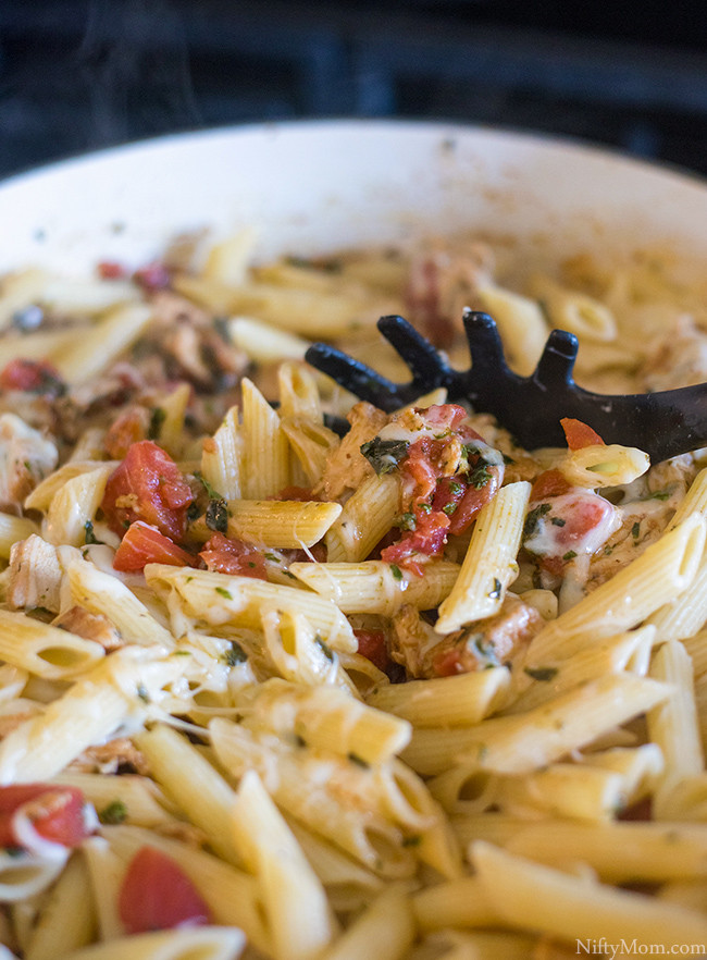 Pasta Idea For Dinner
 Caprese Chicken Pasta Quick & Easy Dinner Idea