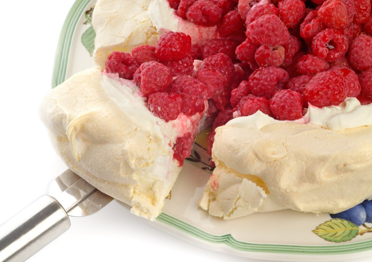 Pavlova Dessert Recipe
 Raspberry Pavlova Recipe