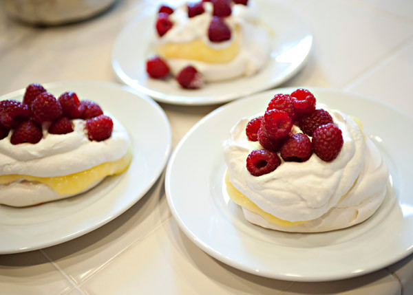 Pavlova Dessert Recipe
 Pavlova Baked Bree