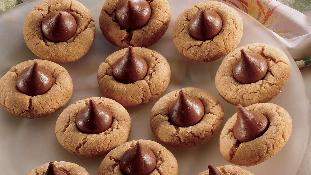 Peanut Butter Blossom Cookies
 Peanut Butter Blossom Christmas Cookies Infographic recipe