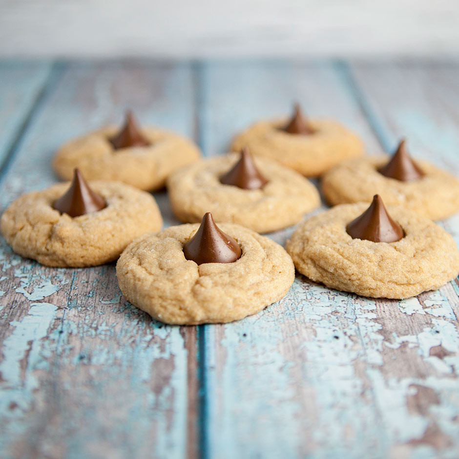 Peanut Butter Blossom Cookies
 It s Cookie Week The Best Peanut Butter Blossoms