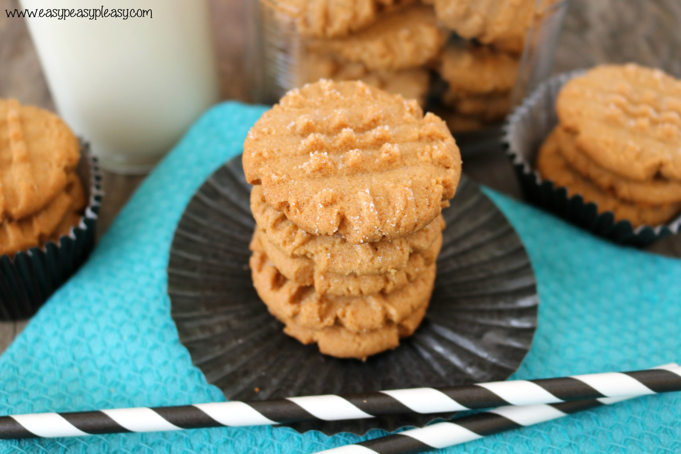 Peanut Butter Cookies Easy
 Easy 3 Ingre nt Peanut Butter Cookies Easy Peasy Pleasy