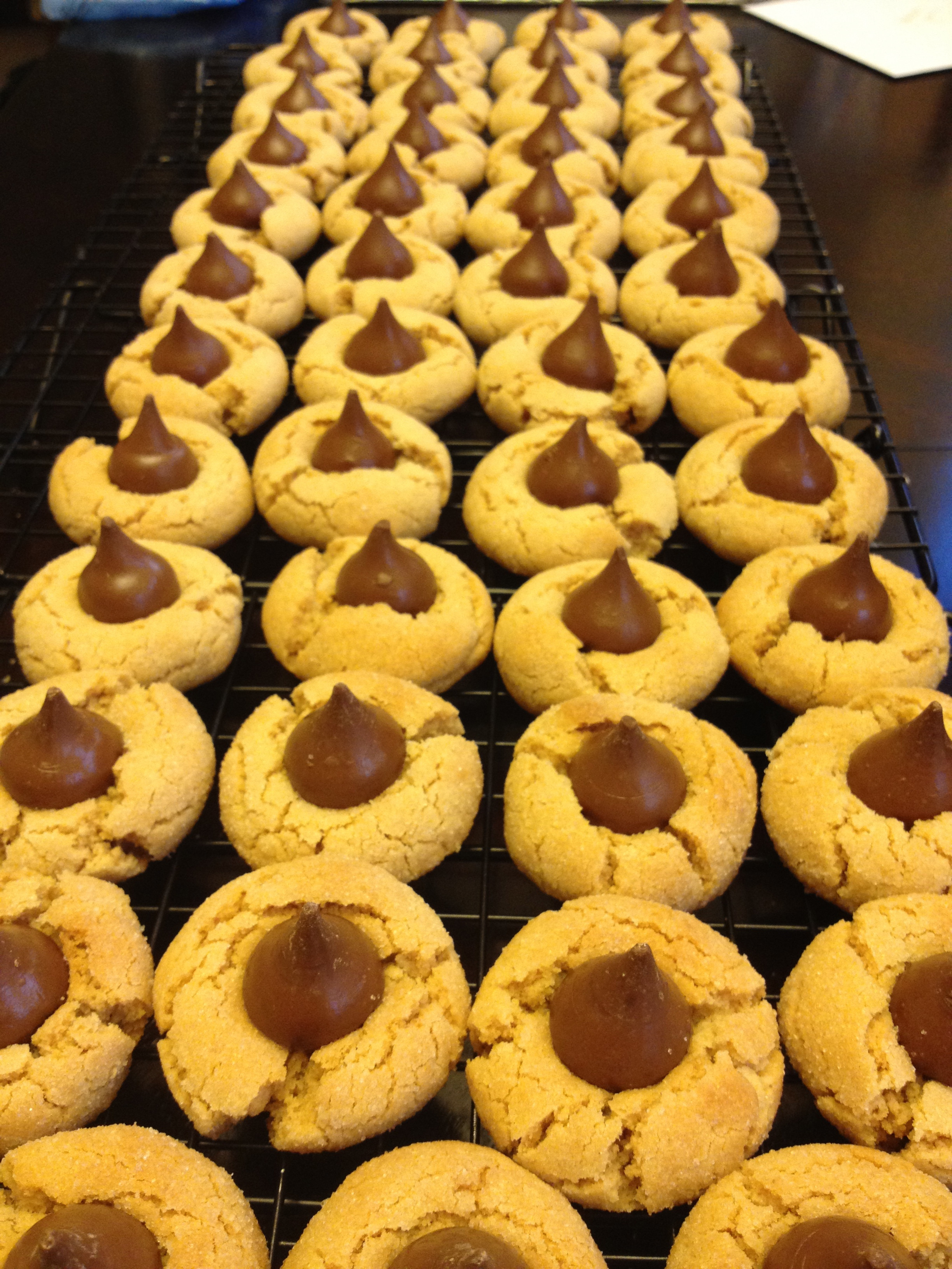 Peanut Butter Cookies With Hershey Kiss
 Hershey’s Kisses Peanut Butter Cookies