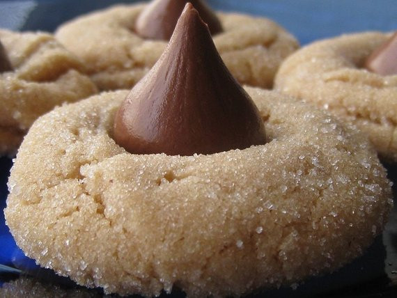 Peanut Butter Cookies With Hershey Kiss
 Peanut Butter Hershey Kiss Cookies