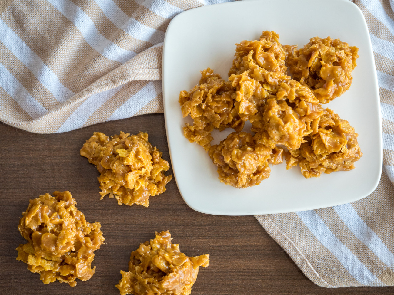 Peanut Butter Cornflake Cookies
 Crunchy Peanut Butter Cornflake Cookies – 12 Tomatoes