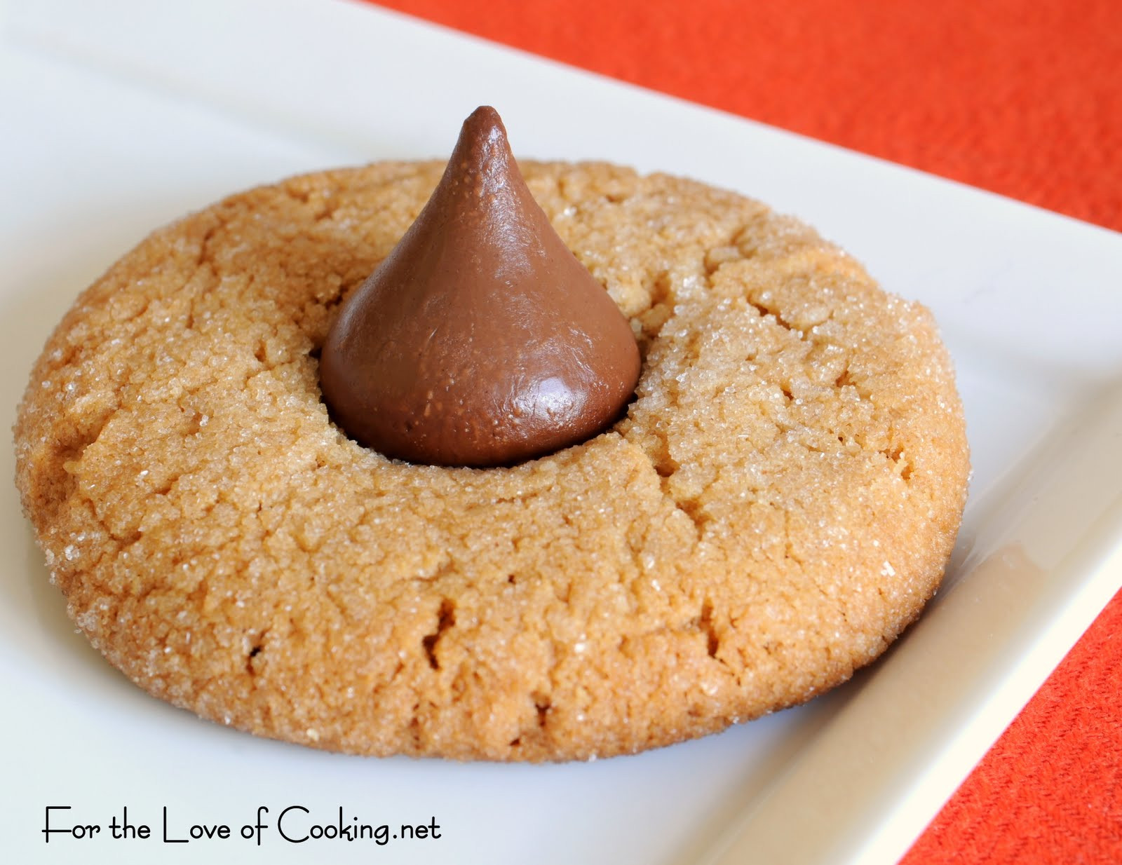 Peanut Butter Kiss Cookies
 Peanut Butter Chocolate Kiss Cookies