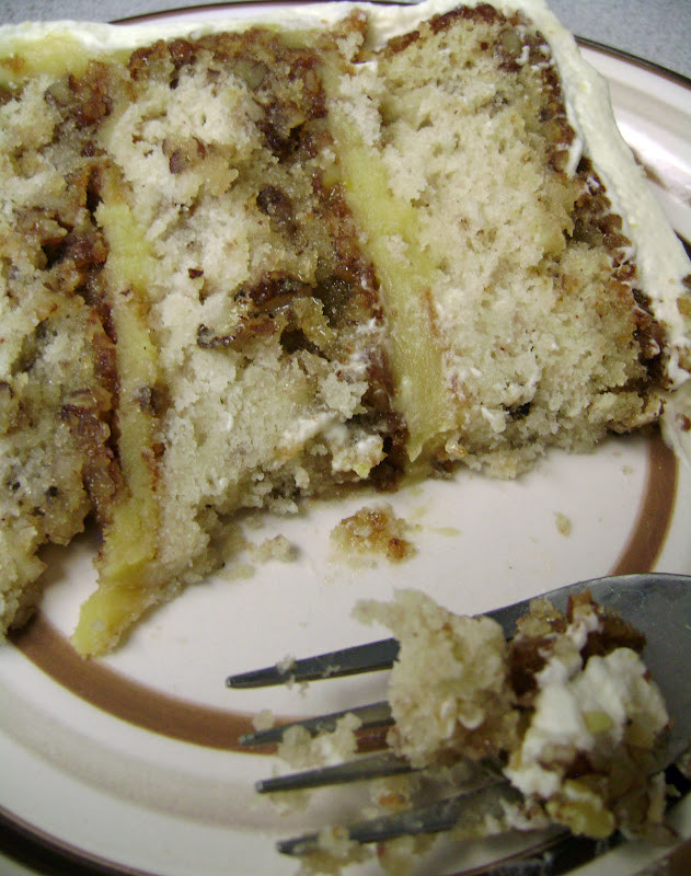 Pecan Pie Cake
 Jo and Sue Pecan Pie Cake