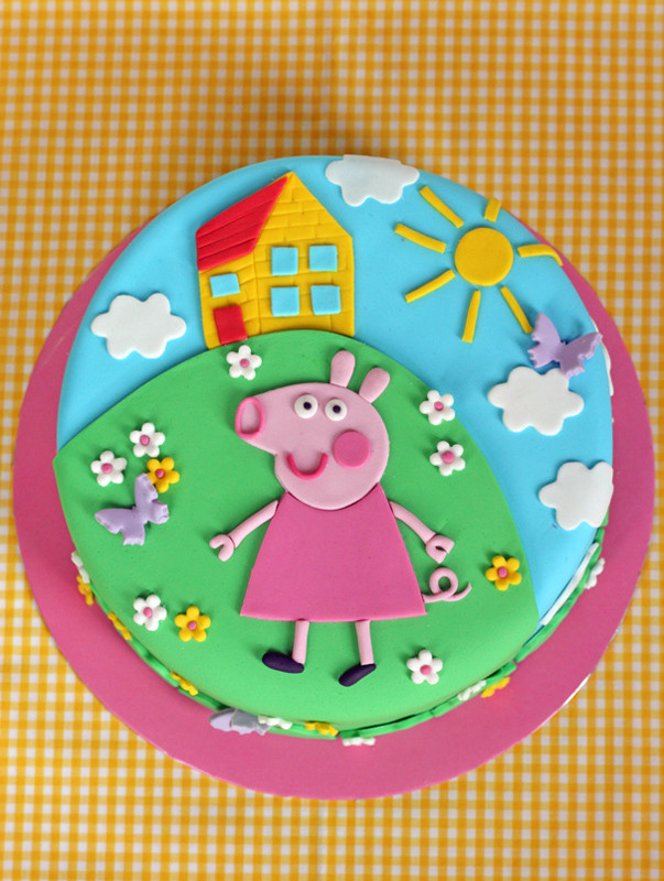 Peppa Pig Birthday Cake
 butter hearts sugar Peppa Pig Birthday Cake