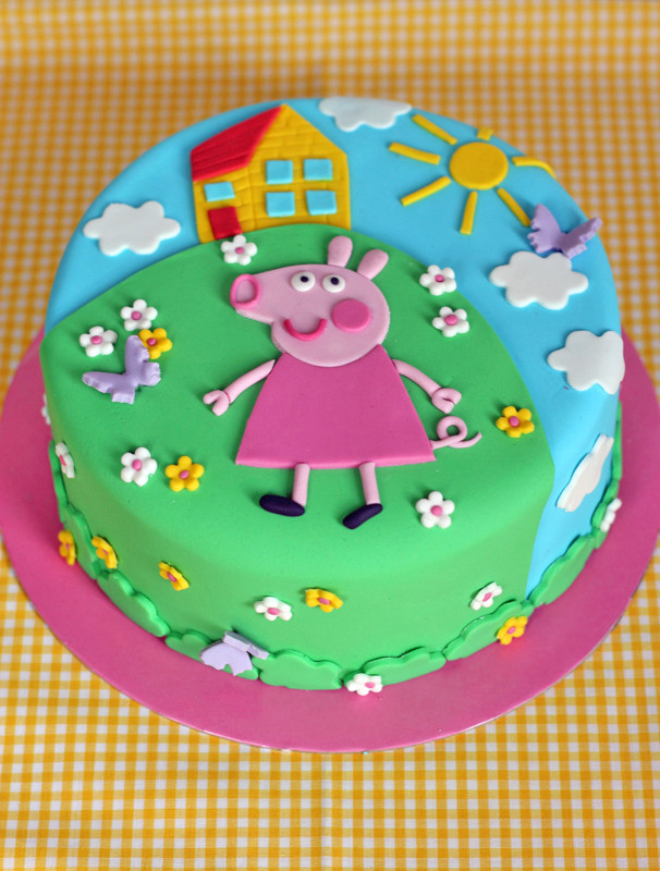 Peppa Pig Birthday Cake
 butter hearts sugar Peppa Pig Birthday Cake