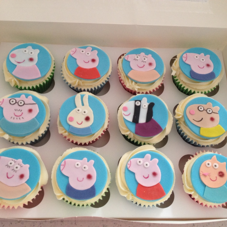 Peppa Pig Cupcakes
 Peppa Pig cupcakes