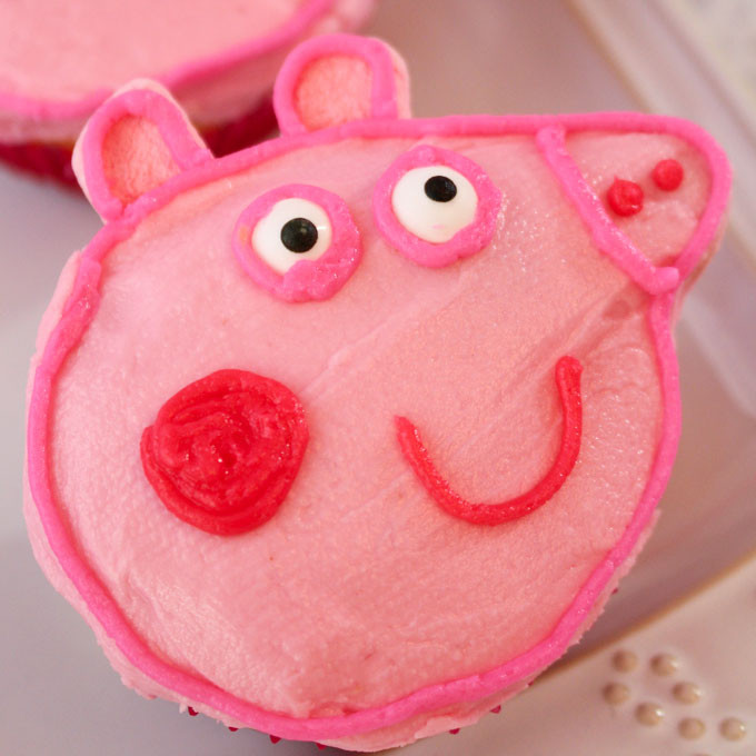 Peppa Pig Cupcakes
 Peppa Pig Cupcakes Two Sisters