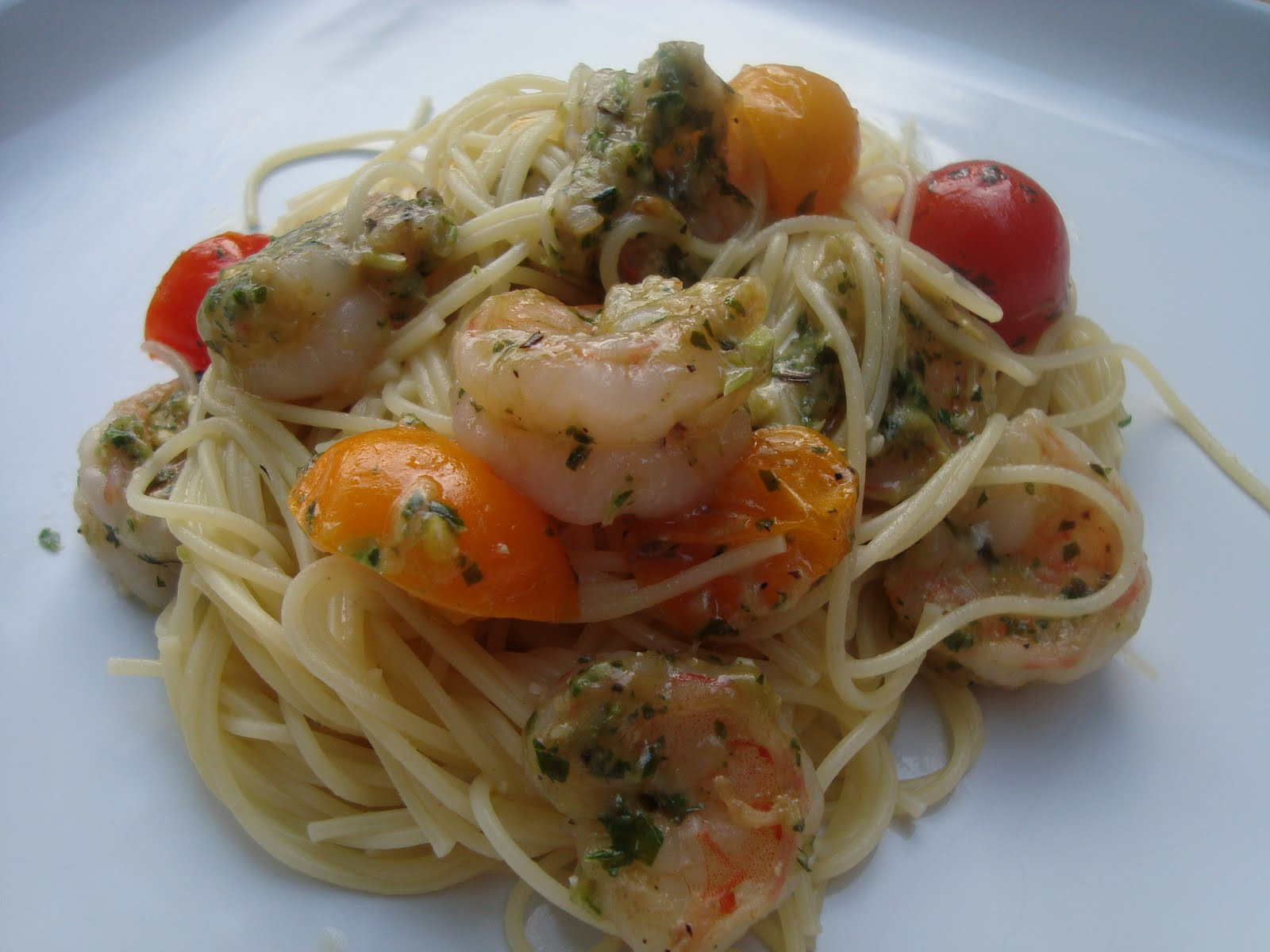 Pesto Shrimp Pasta
 A Couple in the Kitchen Pesto Shrimp Pasta