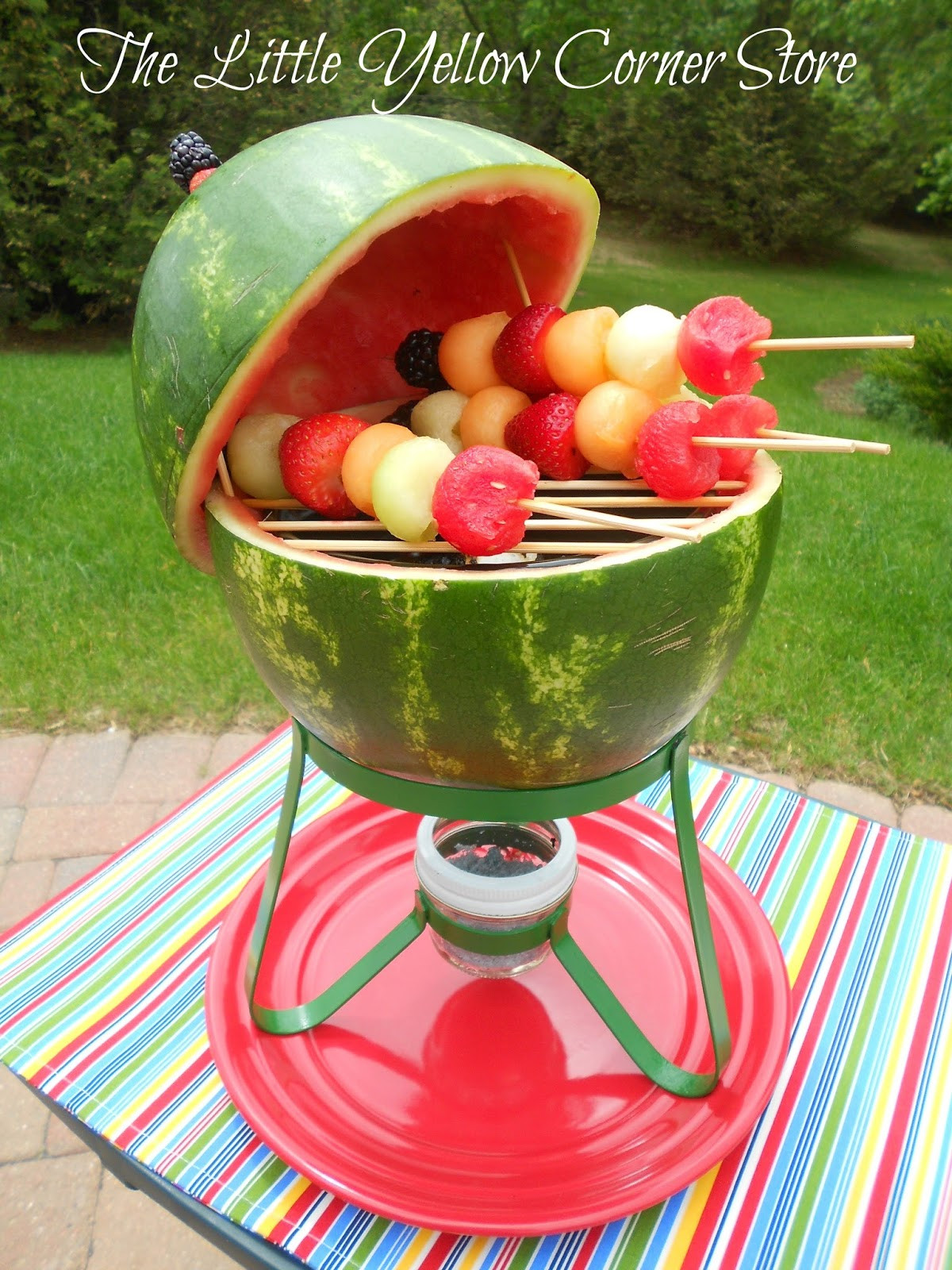 Picnic Desserts For Hot Weather
 The Little Yellow Corner Store Backyards BBQs and Picnics