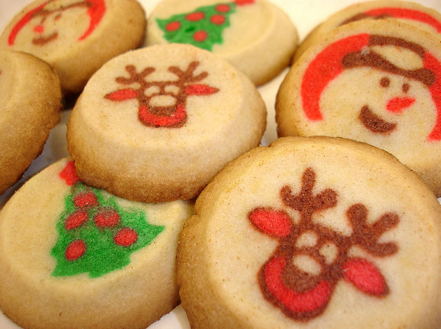 Pillsbury Christmas Cookies
 5 Ways to Get in the Holiday Spirit at College – The