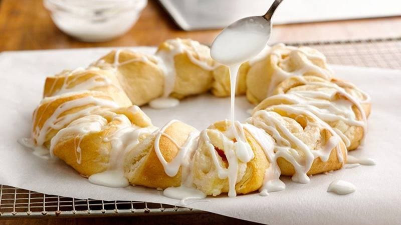 Pillsbury Crescent Roll Breakfast Recipes
 Quick Easy Crescent Breakfast Recipes and Ideas