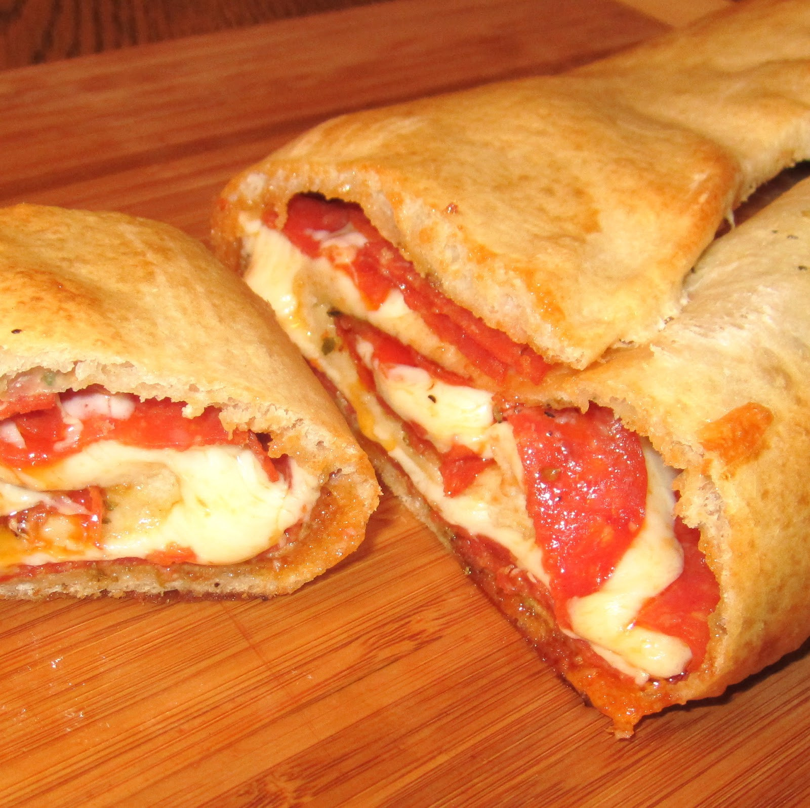 Pillsbury Pizza Dough Recipes
 pepperoni rolls with pillsbury pizza dough
